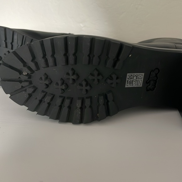 Coach Boots size 8.5 - Picture 4 of 5